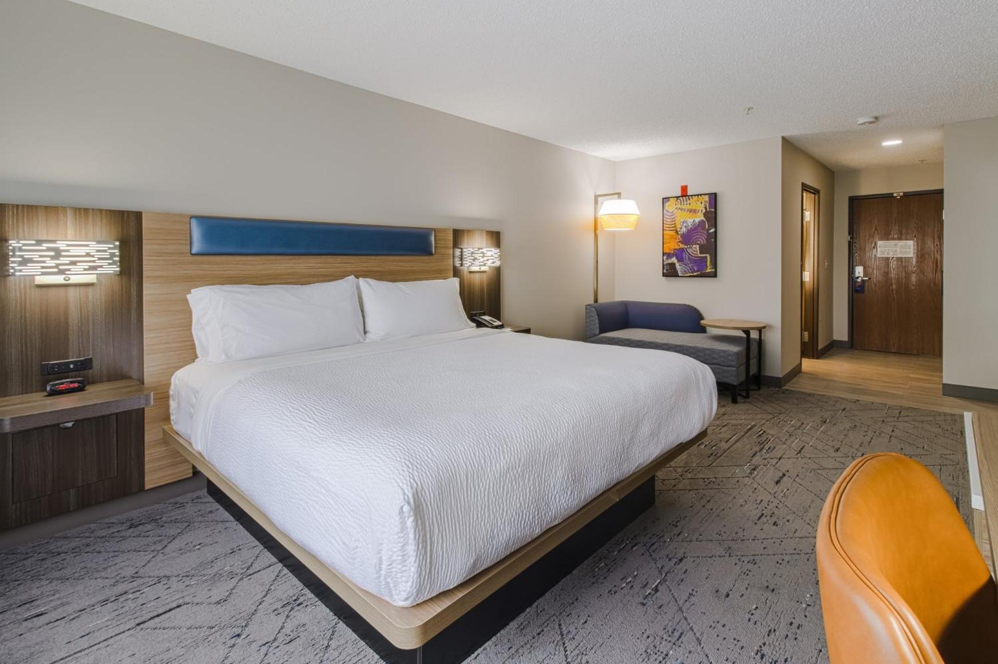 Holiday Inn Express Hartford-Newington By Ihg Экстерьер фото