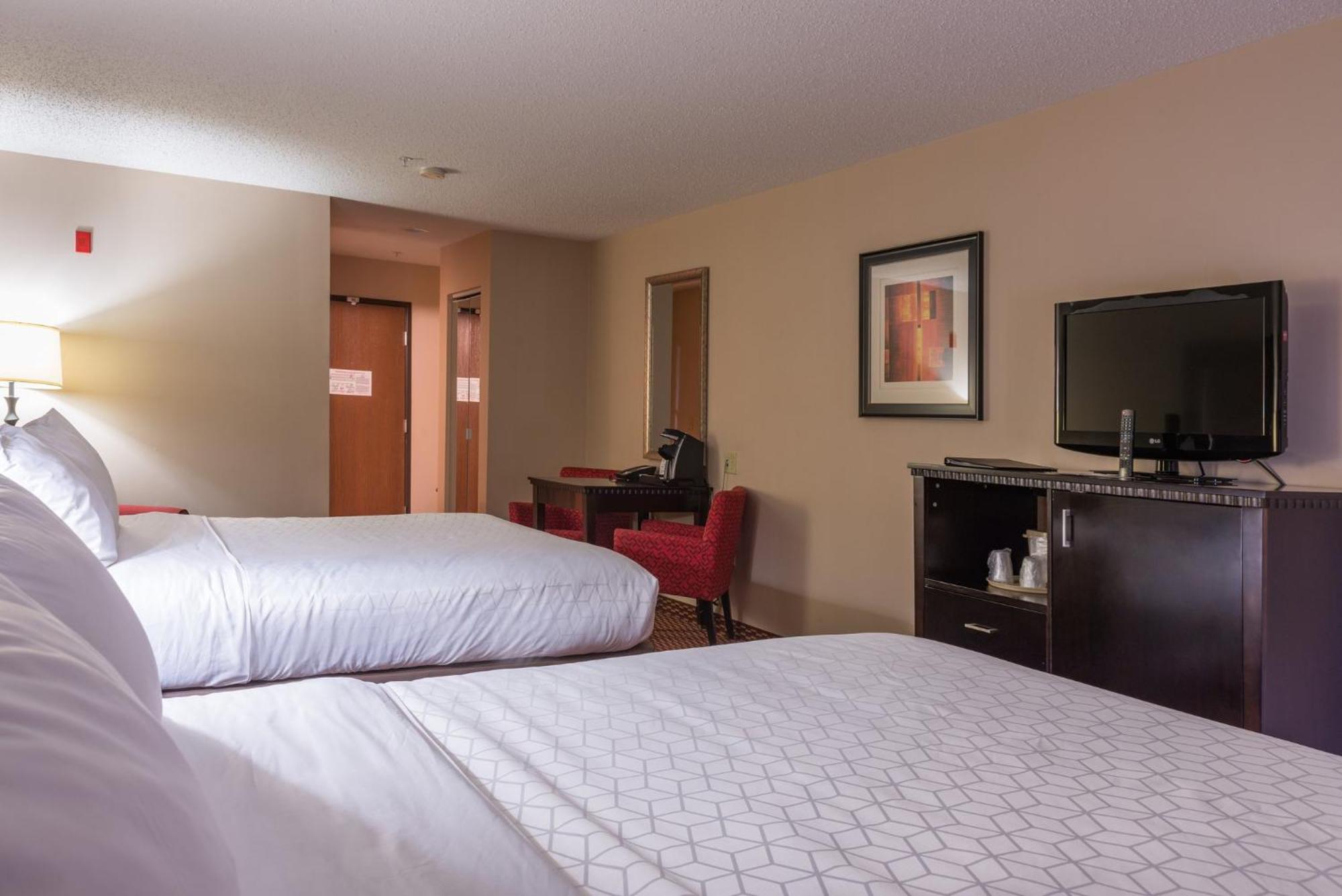 Holiday Inn Express Hartford-Newington By Ihg Экстерьер фото