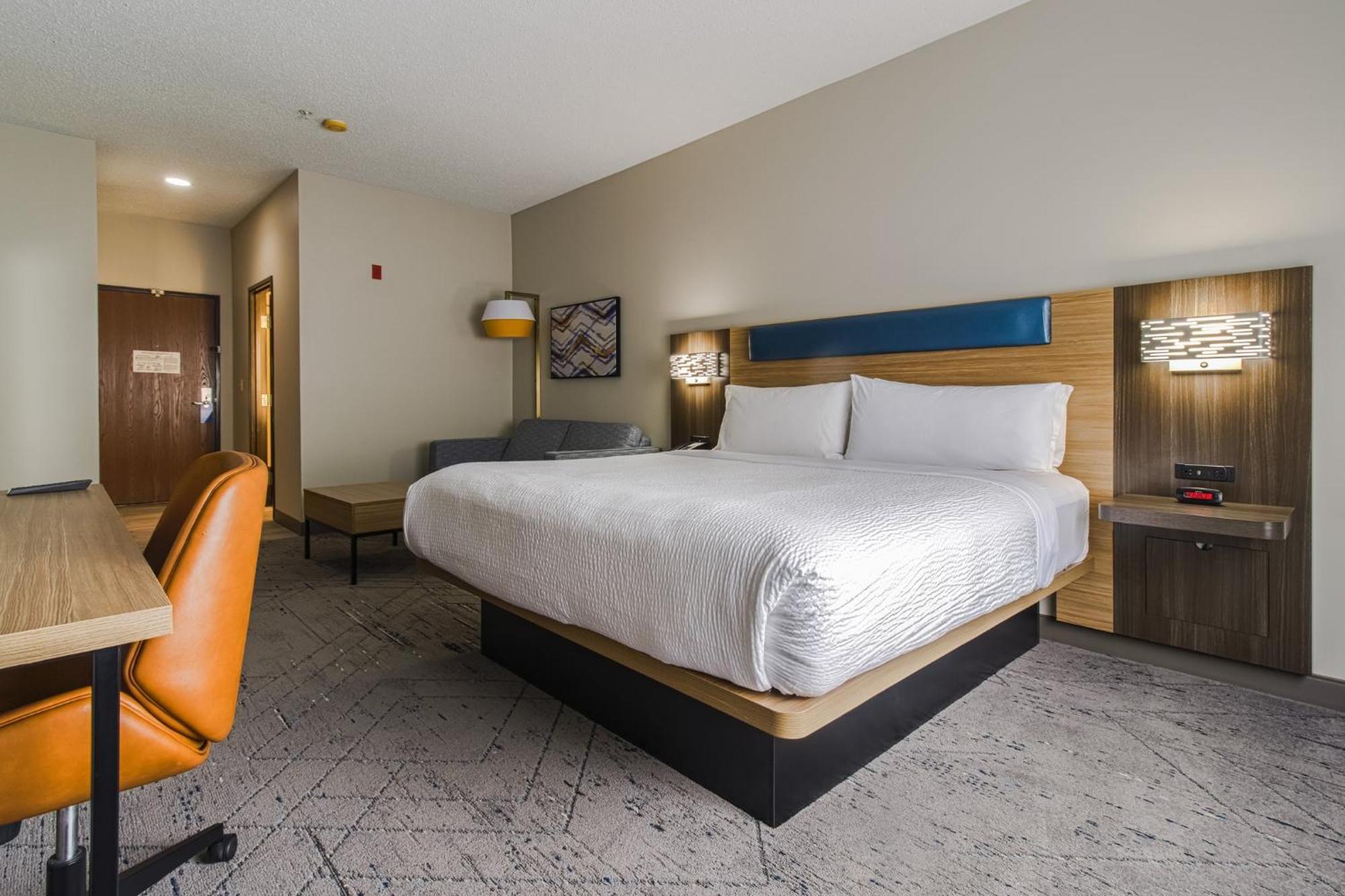 Holiday Inn Express Hartford-Newington By Ihg Экстерьер фото