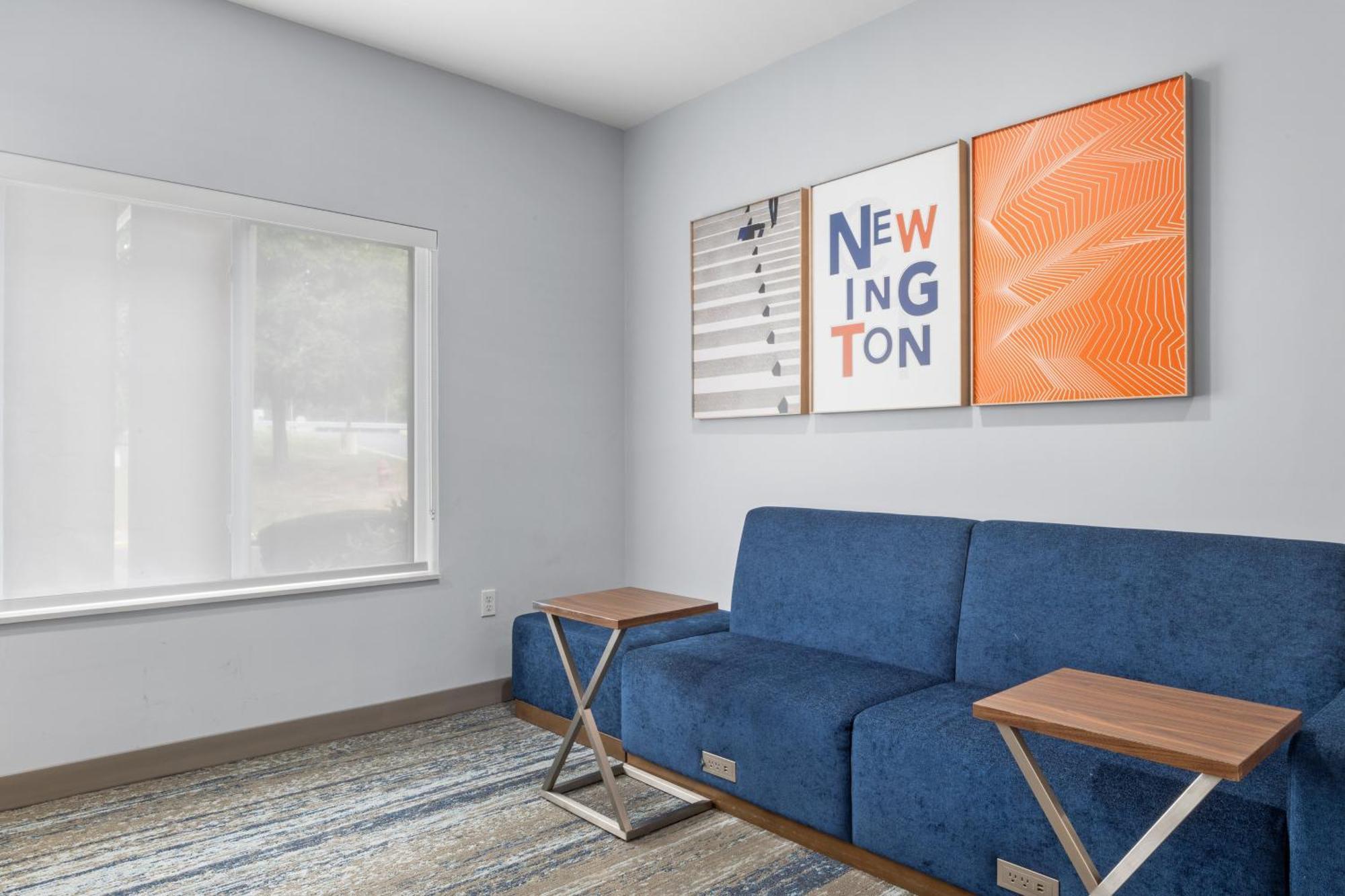 Holiday Inn Express Hartford-Newington By Ihg Экстерьер фото